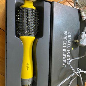 Drybar hair dryer brush